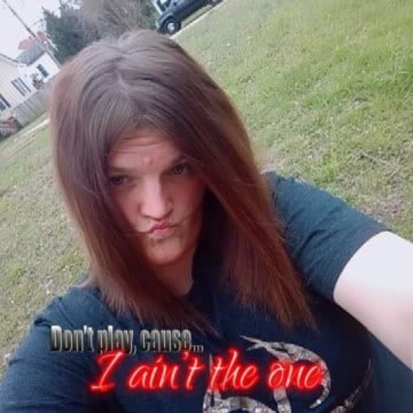 Meet your Posher, Julia - Picture 1 of 1